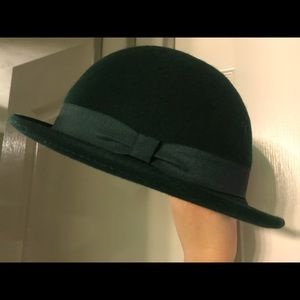 Rich green 100% wool top hat, size S